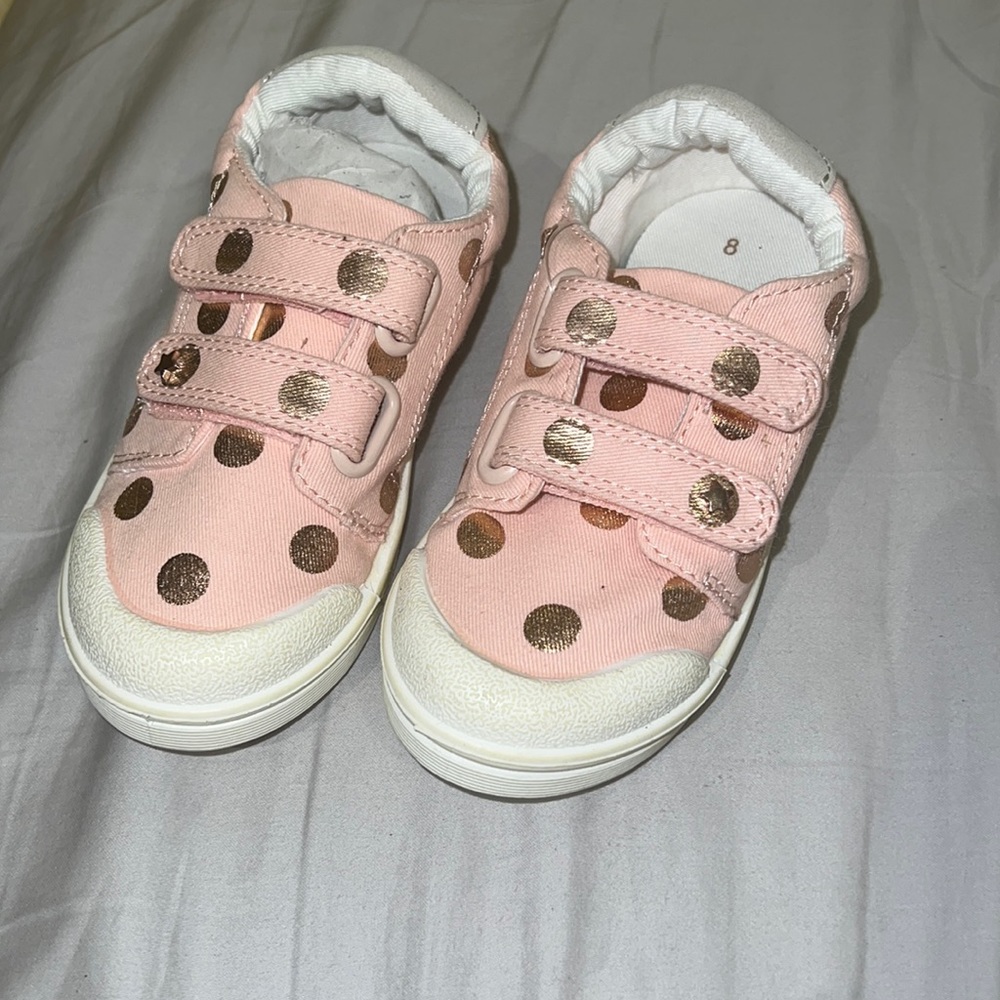 Kids shoes